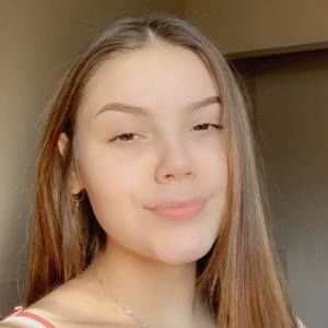 Meet your Posher, Jade